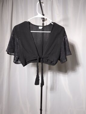 Black Lace-Sleeve Tie-Front Crop Top